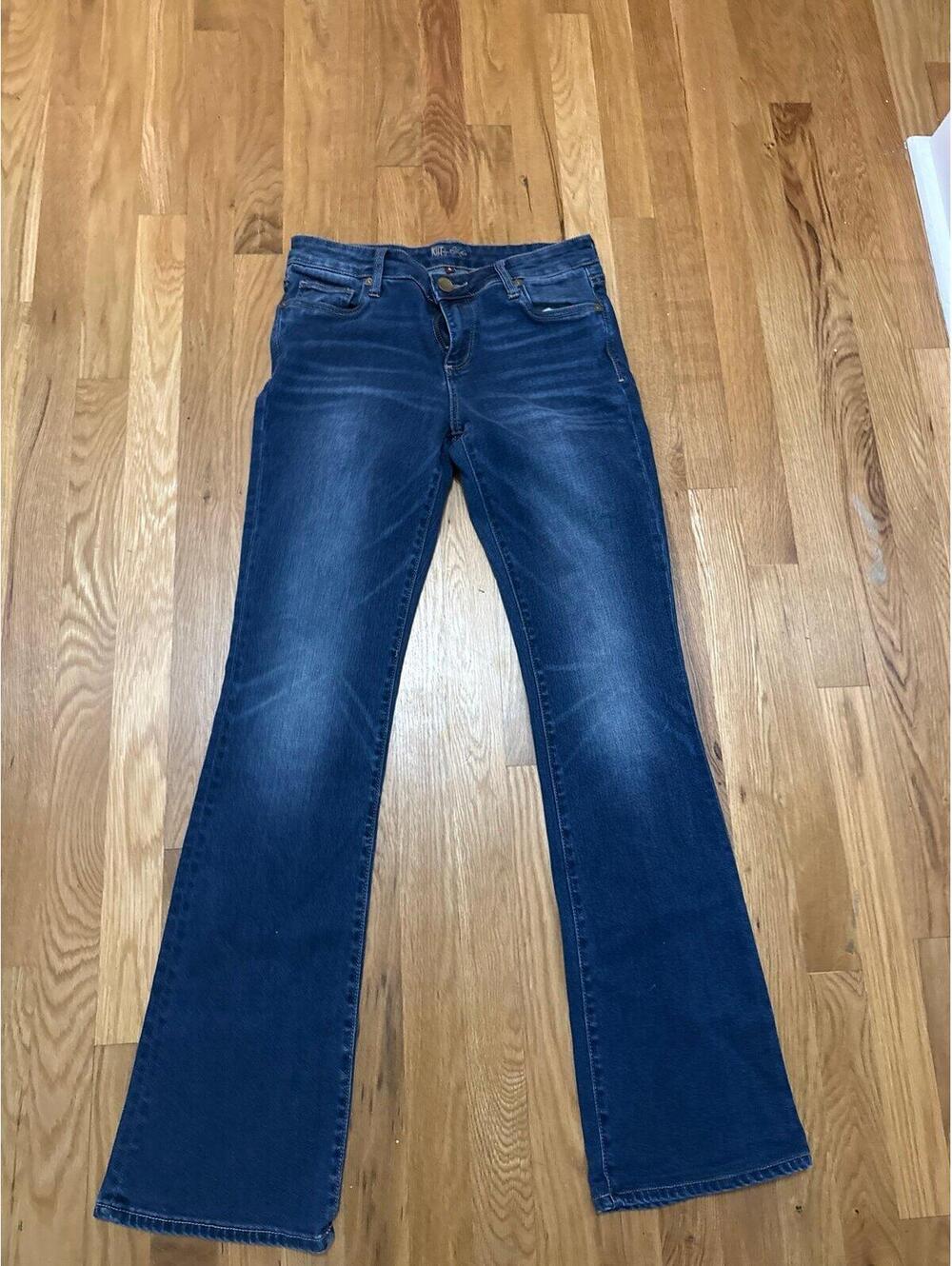 KUT from the Kloth Karen Baby Bootcut Jeans Size 4